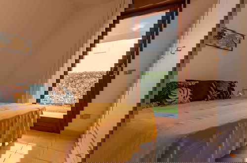 Foto 4 - Welcoming Flat With Private Garden - Beahost