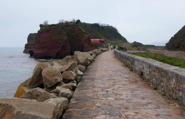 Family 4-bed Apartment in Dawlish With Sea View - Foto 18