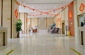 Photo 1 - Guangzhou Uhome International Apartment