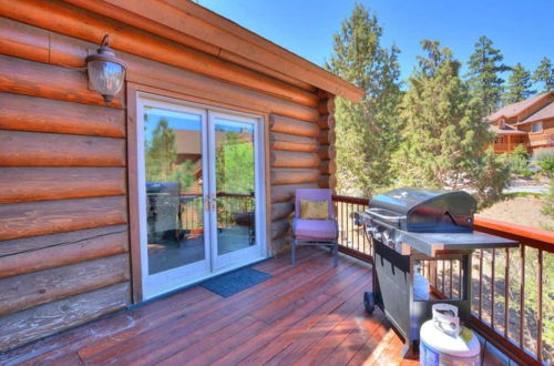 Photo 12 - Eagle Ridge Retreat by Avantstay Gorgeous Big Bear Cabin w/ Views