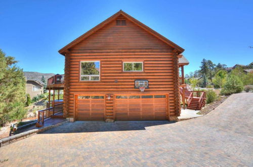 Photo 17 - Eagle Ridge Retreat by Avantstay Gorgeous Big Bear Cabin w/ Views