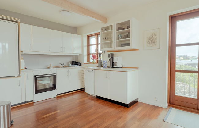 Marina View |3 Bedroom Apartment |Central Tórshavn - Photo 7