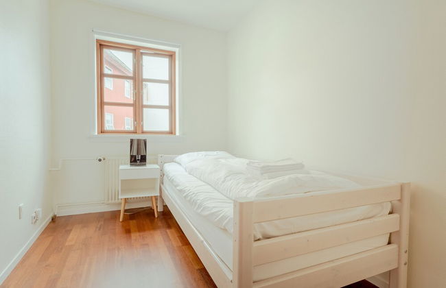 Marina View |3 Bedroom Apartment |Central Tórshavn - Photo 3