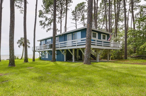 Foto 8 - Carrabelle Retreat w/ Boat Dock + Views of Gulf