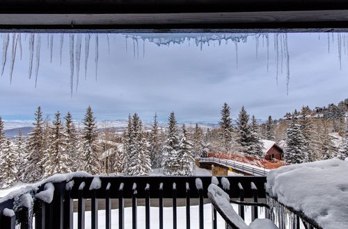 Photo 40 - KBM Resorts Ski out and Easy Walk Back, Common Hot Tub, Parking, in Silver Lake Deer Valley