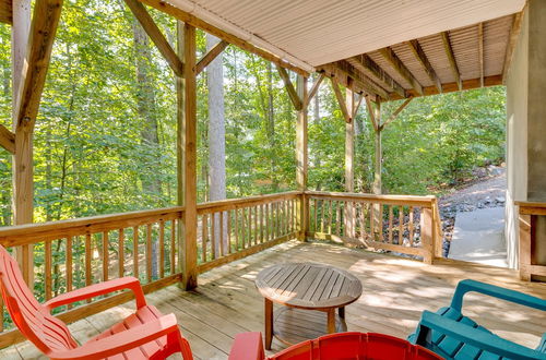 Foto 7 - Stunning Blue Ridge Mountain Retreat: Deck & Grill