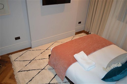 Foto 2 - Stunning 2 Bedroom Apartment in London's Chelsea