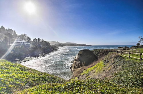 Photo 5 - Idyllic Coastal Haven - Whale Watch in Depoe Bay