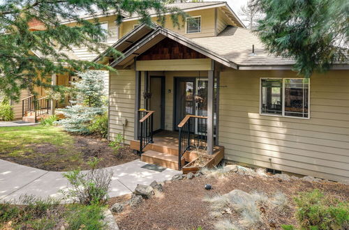 Photo 26 - Resort-style Klamath Falls Home, Golf Course View