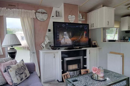 Foto 9 - Lovely 3-bed Caravan in Foel, Welshpool