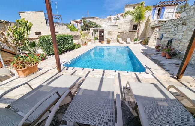 Aphrodite's Pool Retreat - Photo 29