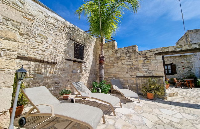 Aphrodite's Pool Retreat - Photo 15