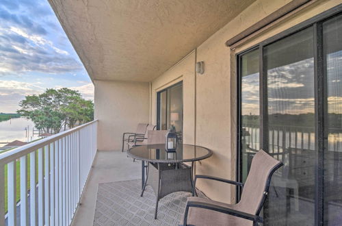 Photo 11 - Sunny Indian Shores Condo w/ Balcony & Views