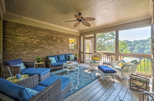 Photo 12 - Luxe Lake Cumberland Retreat w/ Decks on 1 Acre