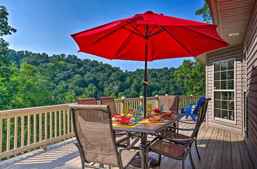 Photo 3 - Luxe Lake Cumberland Retreat w/ Decks on 1 Acre