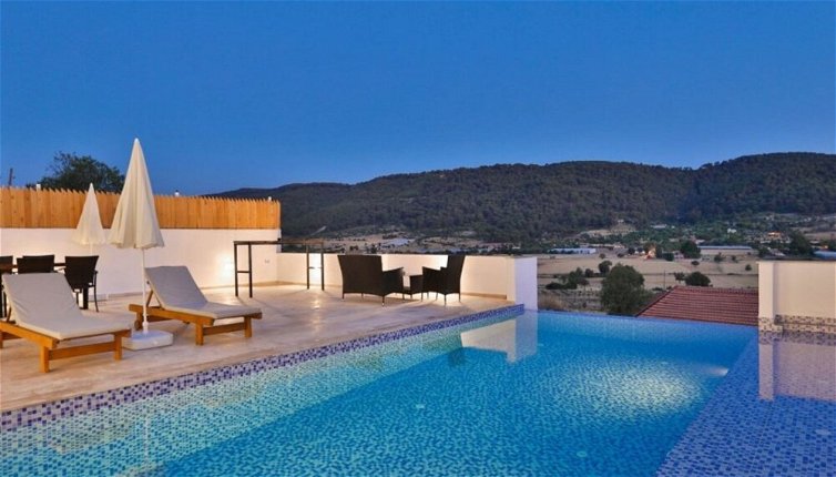 Foto 1 - Villa Duruk 1 bed Villa With Pool, Breakfast Included