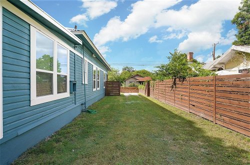 Photo 25 - Amazing Fully Fenced Home Only 1 7 mi to Downtown