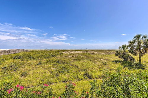 Foto 5 - Dauphin Island Condo w/ Pool, Balcony & Ocean View