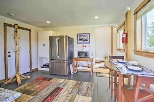 Photo 4 - Cozy Sequim Condo: Olympic Discovery Trail Access