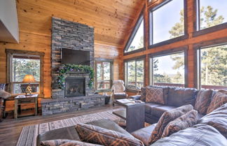 Photo 1 - 'longview Lodge' w/ Furnished Deck & Fire Pit