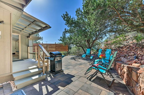 Photo 10 - Sedona Stardust Hideaway' w/ Patio & Mtn Views