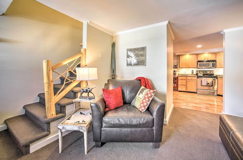 Photo 10 - Cozy Condo by Mirror Lake, 1 Block to Downtown