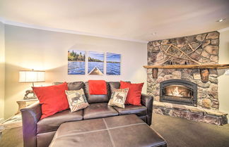 Photo 2 - Cozy Condo by Mirror Lake, 1 Block to Downtown