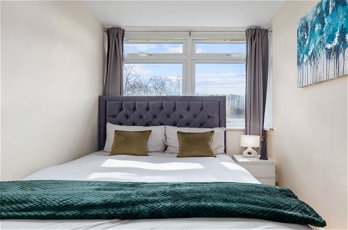 Foto 19 - 4 Bedroom Hyde Park Superior Suite-london Getaway