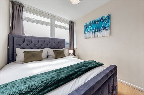 Foto 15 - 4 Bedroom Hyde Park Superior Suite-london Getaway
