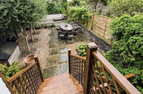 Photo 35 - Chic Wandsworth Home With Patio