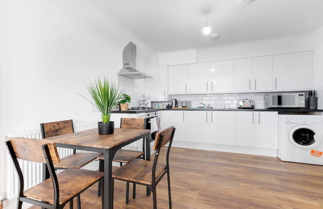 Pinewood 1 &2 Bedroom Apt. by Arista Living - Foto 47