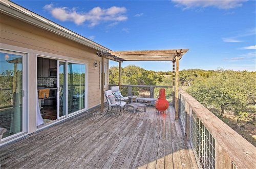 Foto 24 - Peaceful Hill Country Hideaway w/ Pond Views