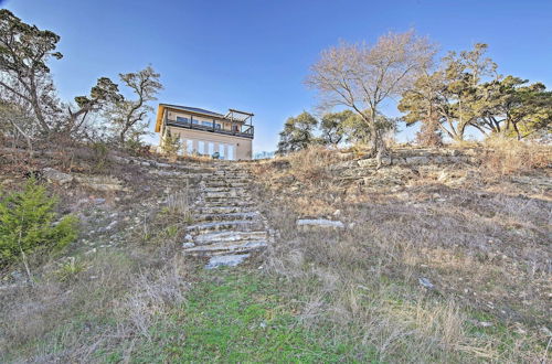 Photo 22 - Peaceful Hill Country Hideaway w/ Pond Views