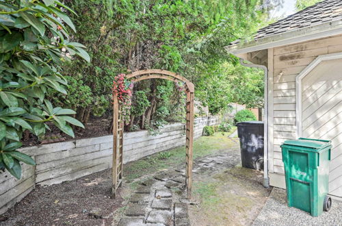 Photo 7 - Family-friendly Redmond Home w/ Spacious Deck