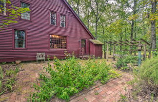 Photo 1 - Quaint Home W/grill-10mi to Hot Springs Natl Park