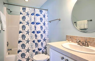 Foto 2 - Bright Fernandina Beach Townhome: Walk to Ocean