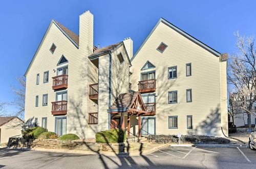 Photo 17 - Sleek Apartment in the Heart of Denver Tech Center