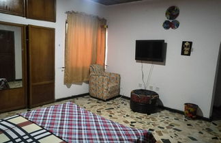 Foto 1 - Room in House - Unrivaled Comfort at Val's Residence With King-sized bed