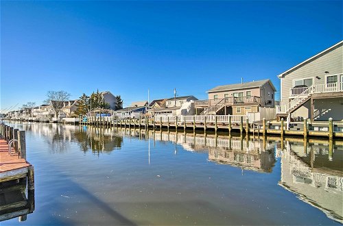 Foto 19 - Waterfront Beach Haven West Home w/ Boat Dock