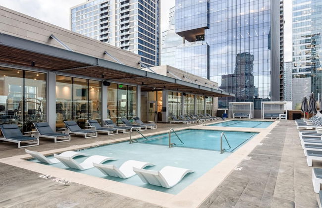 Austin Breathtaking 1BD 1BA 2nd Street District Apartment - Photo 22