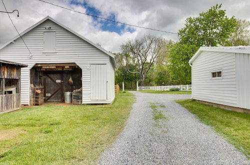 Foto 6 - Quiet Farmhouse on 77 Acres Near Shenandoah River