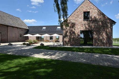 Photo 35 - Spacious Holiday Home With Pond in Poperinge