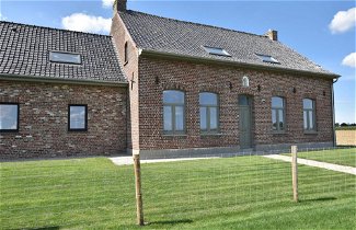 Foto 1 - Spacious Holiday Home With Pond in Poperinge