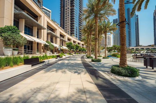 Photo 19 - Maison Privee - Trendy Apt on the Creek with Superb Dubai Skyline Vw