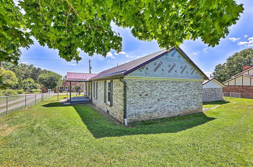 Photo 12 - Family-friendly Sanctuary: Bbq, Patio & Yard