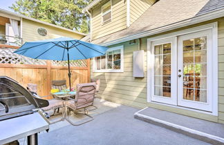 Photo 2 - Family-friendly Kirkland Home ~ 1 Mi to Dtwn