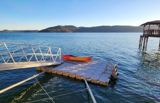 Foto 1 - Lakefront Retreat w/ Dock, Paddle Boards & Kayaks