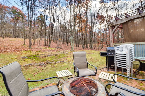 Photo 7 - Pocono Mountains Retreat w/ Pool Table & Hot Tub