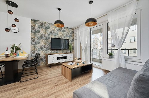 Foto 3 - Stylish Apartment Wroclaw by Renters