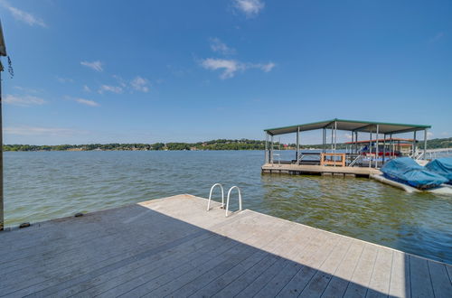 Photo 23 - Lakefront Grove Retreat: Private Boat Slip & Dock